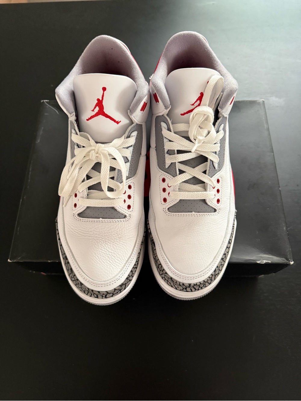Jordan 3 Fire Red Basketball Sneakers